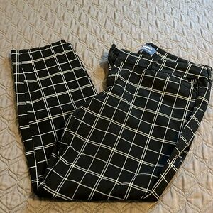 Women’s Mid-Rise Pixie Pants